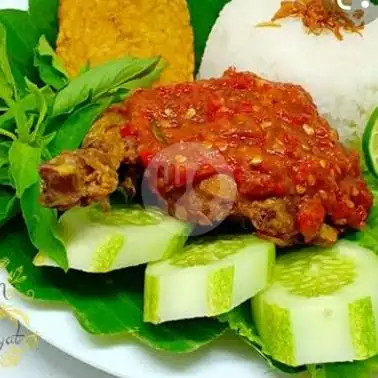 Gambar Makanan Ayam Pecak & Mie Ceker 2R, Jl. Soekarno Hatta Lamsayeun 4