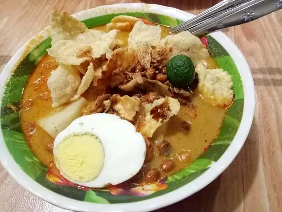 Gambar Makanan Lontong Kari Kebon Karet 17