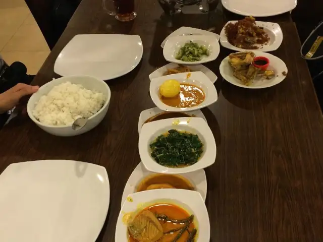 Gambar Makanan Sari Ratu Padang Restaurant 5