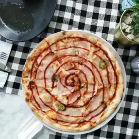 Etna Pizzeria