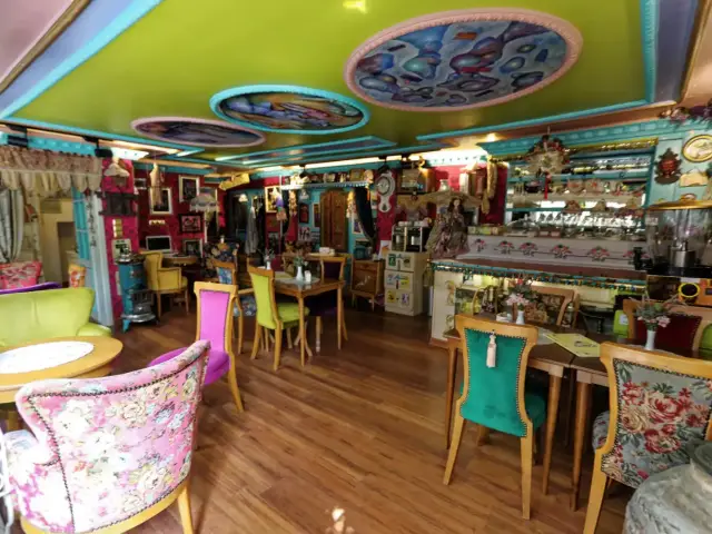 Aruna Restaurant & Cafe'nin yemek ve ambiyans fotoğrafları 2
