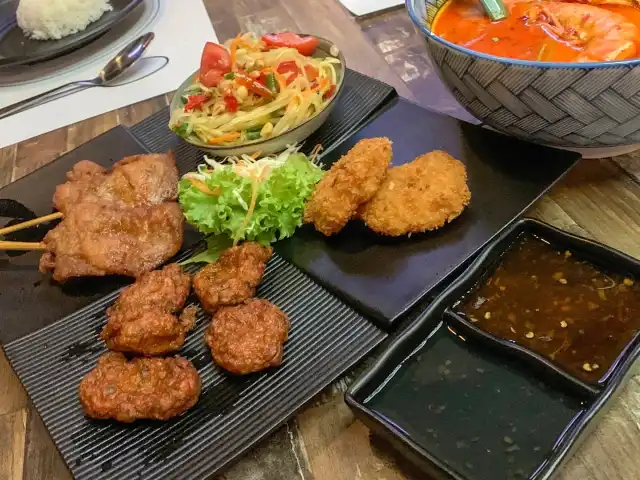 Blue Chang Modern Thai Cuisine Food Photo 3