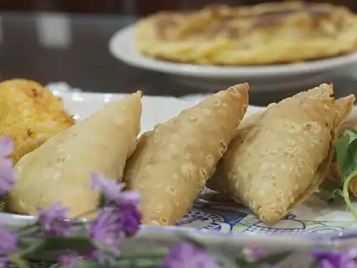 Alba Samosa & Frozen Food, Kebon Jeruk