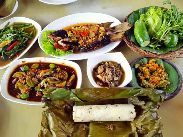 Gambar Makanan Cibiuk Traditional Sundanese Resto 4