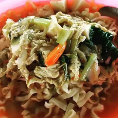 Mie Klunthung Pak Mitro