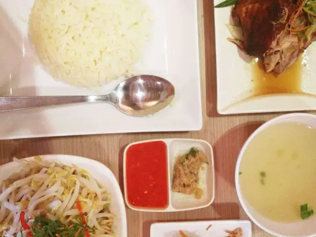 The Chicken Rice Shop Food Photo 13