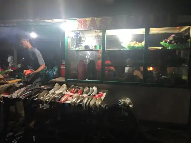 Gambar Makanan Sentra Kuliner Malam Labuan Bajo 7