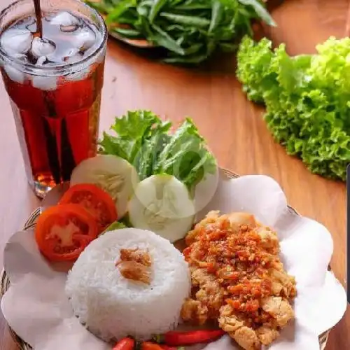 Gambar Makanan Ayam Geprek Bang Jamet, Kec Tangerang 12