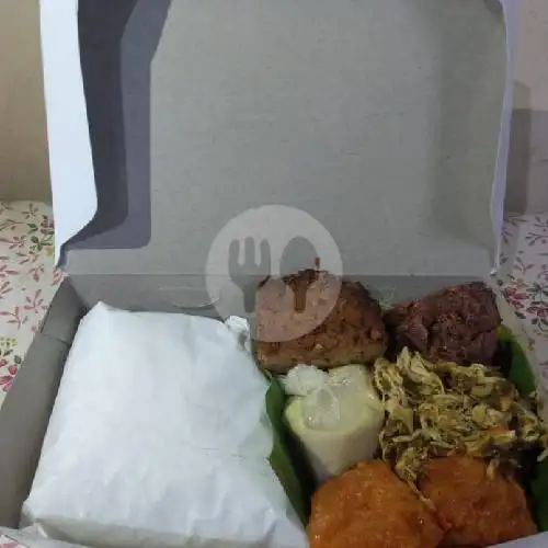 Gambar Makanan Gudeg Dan Ayam Penyet Waroeng Apik, Senen 19