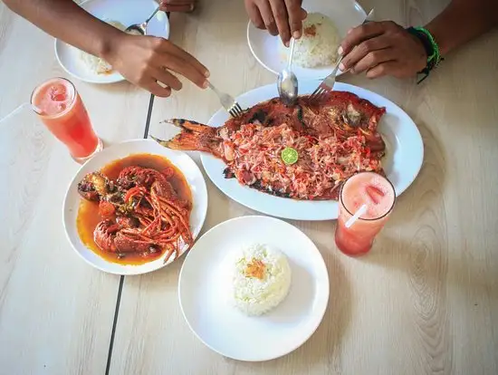 Gambar Makanan Seafood Pemuda 9