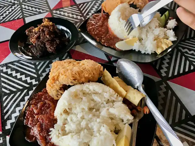 Nasi Lemak Dendeng Food Photo 2