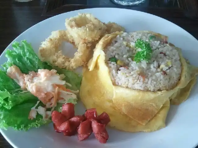 Gambar Makanan Moka Cafe and Resto 9