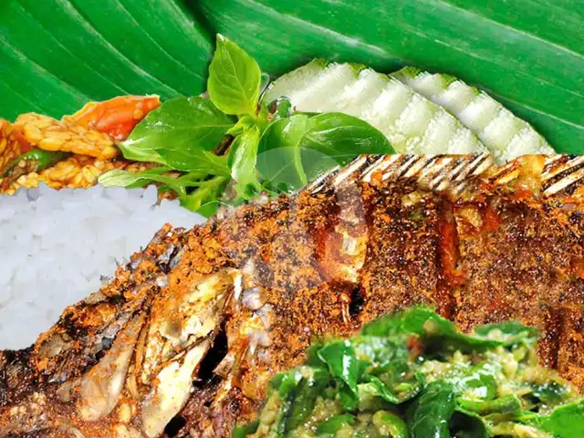 Gambar Makanan Ayam Goreng Lombok Ijo & Ayam Bakar, DI Panjaitan 15