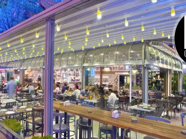 Pierre Loti Street Cafe & Restaurant'nin yemek ve ambiyans fotoğrafları 70