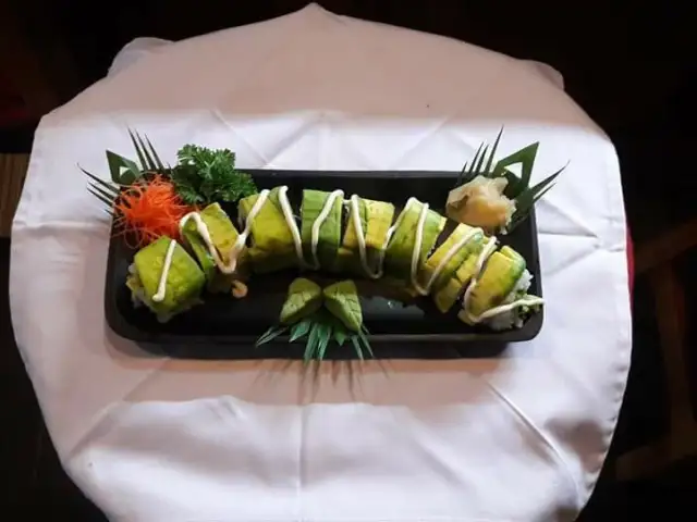 Gambar Makanan Tirai Bambu Japanese Dining & Sushi Bar 1