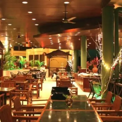 Ishwara Asian Brasserie & Terrace @ Le Grandeur Palm Resort Johor