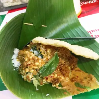 Nasi Pecel Bu Wir Kabul