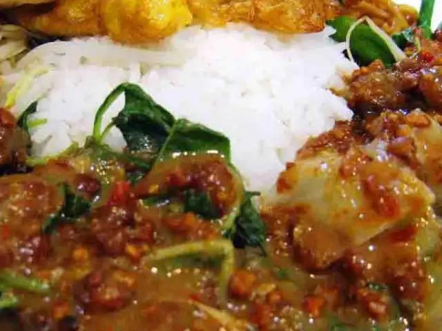 Nasi Pecel Bu Diwo, Dago