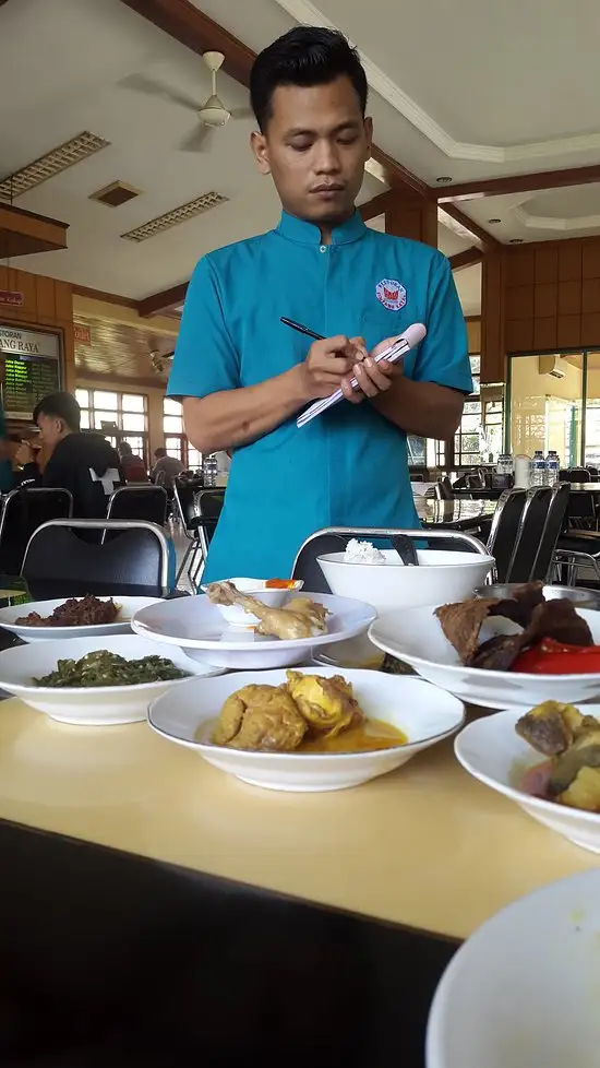 Gambar Makanan RM Padang Simpang Raya 13