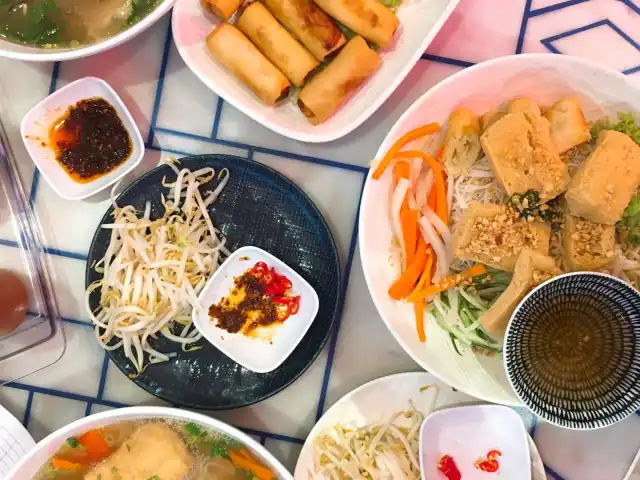 Super Saigon Food Photo 13