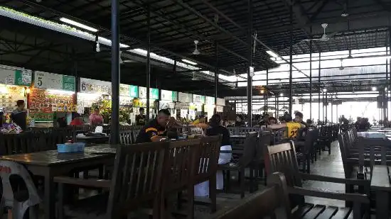 Tanjung Aru Seafood Restaurant