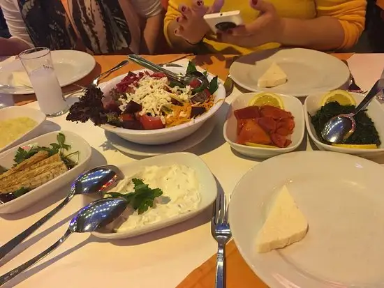 Kumkapi Kirmizi Karides Restaurant'nin yemek ve ambiyans fotoğrafları 13