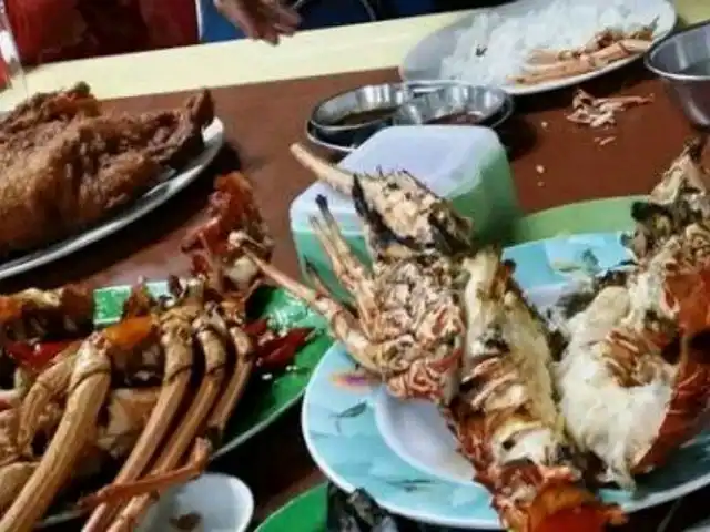 Gambar Makanan Warung Makan Ikan Segar Lae-Lae 7