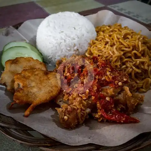 Gambar Makanan Ayam Geprek A' Ujang, Sumber Rejo 9