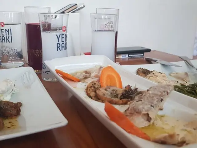 Mezze'nin yemek ve ambiyans fotoğrafları 20