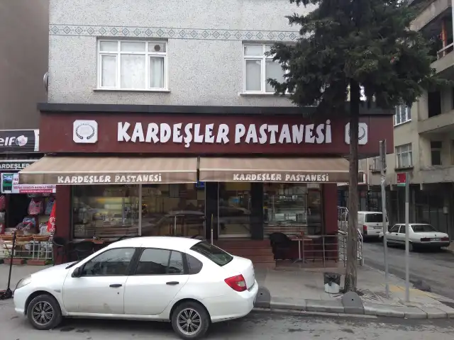 Kardeşler Pastanesi'nin yemek ve ambiyans fotoğrafları 3