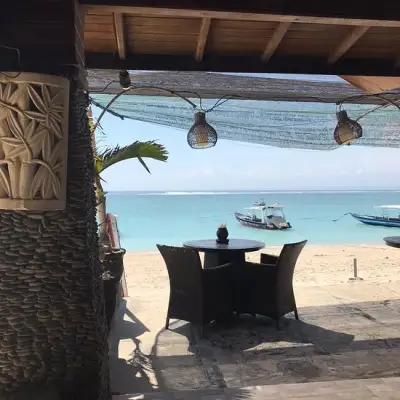 Puri Nusa Beach Restaurant