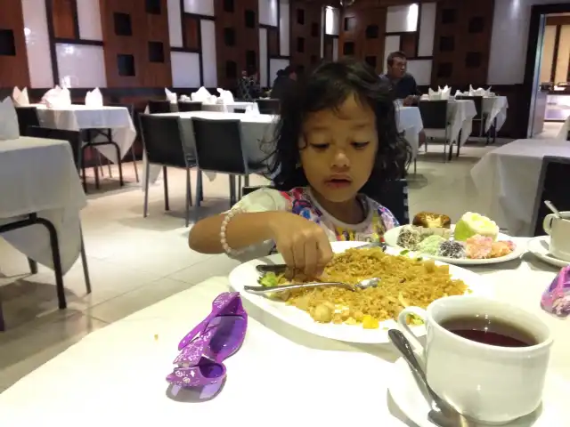 Gambar Makanan Solu Bolon Cafe Hotel Astari 3