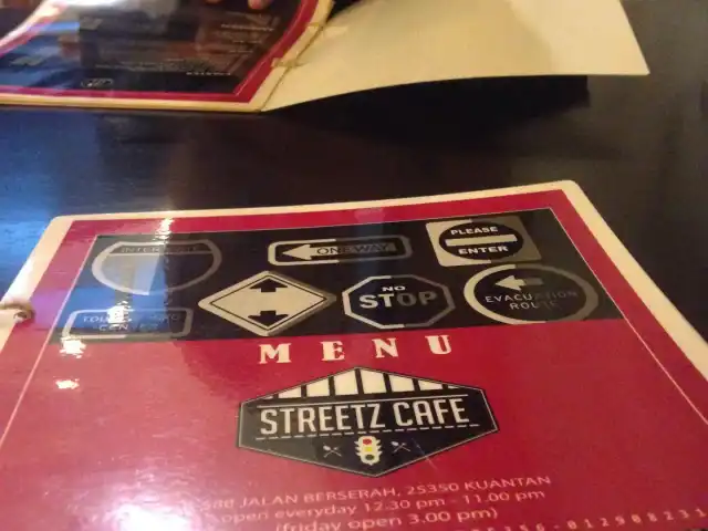 Streetz Cafe Food Photo 13