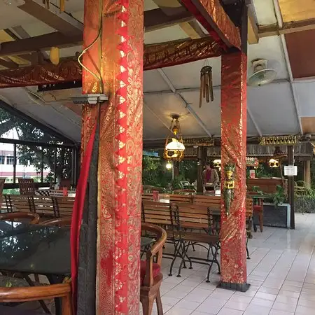 Gambar Makanan Legian Garden Restaurant 2