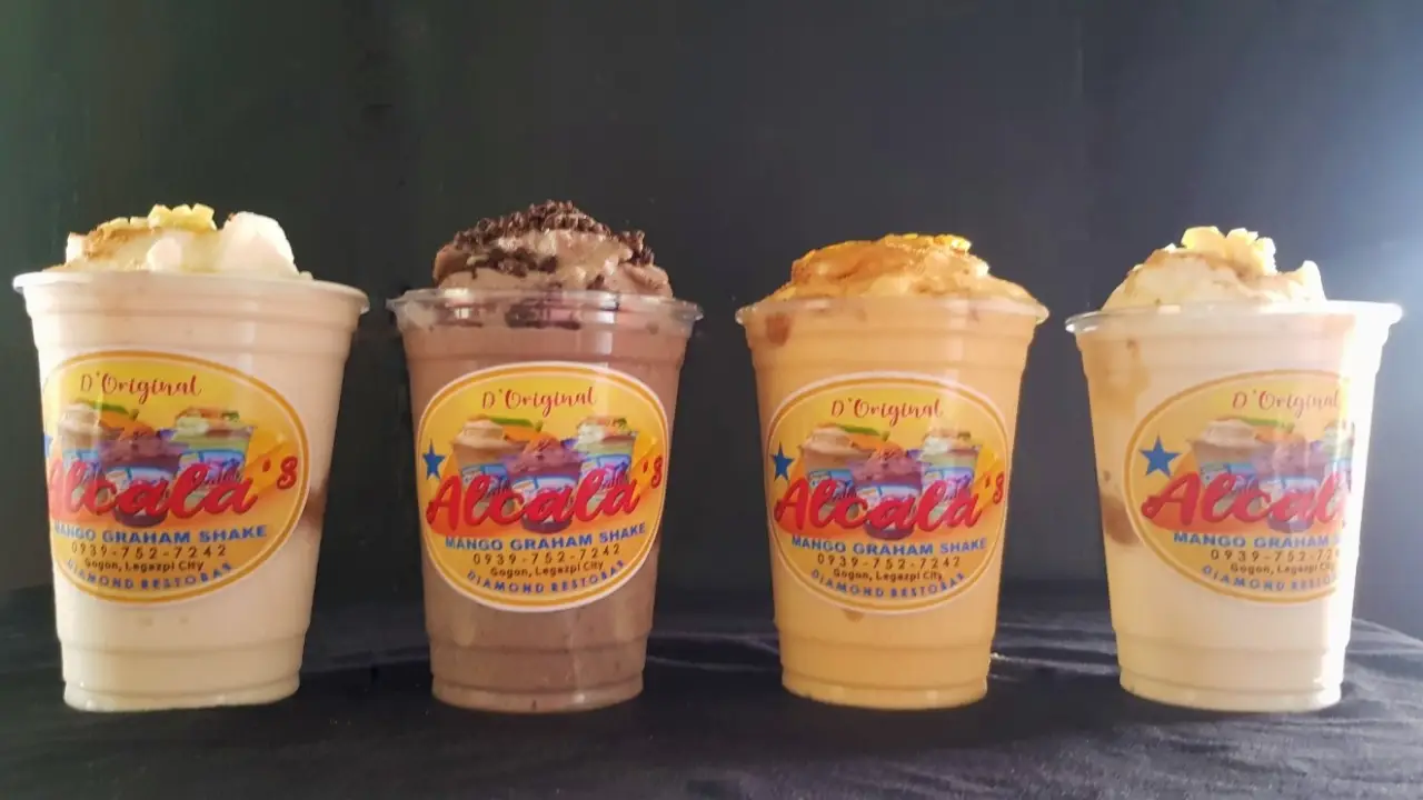 Alcala's Mango Graham Shake - Rizal Street