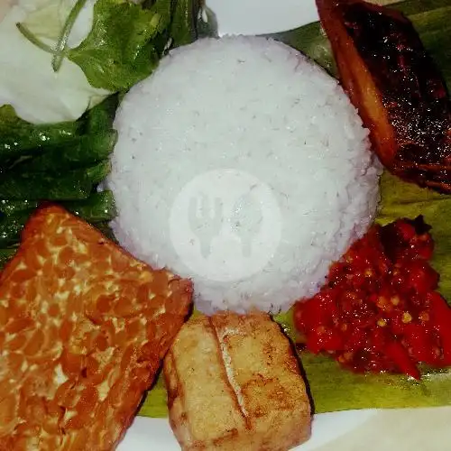 Gambar Makanan Vegetarian Pondok Amperan, Pantai Barat 18