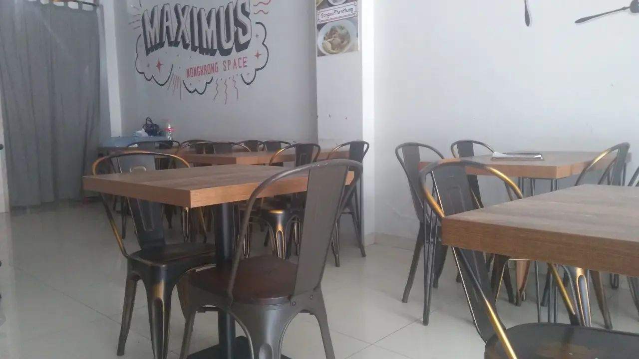 Maximus Nongkrong Space