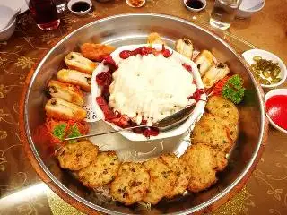 Dynesty Dragon Seafood Restaurant Food Photo 1
