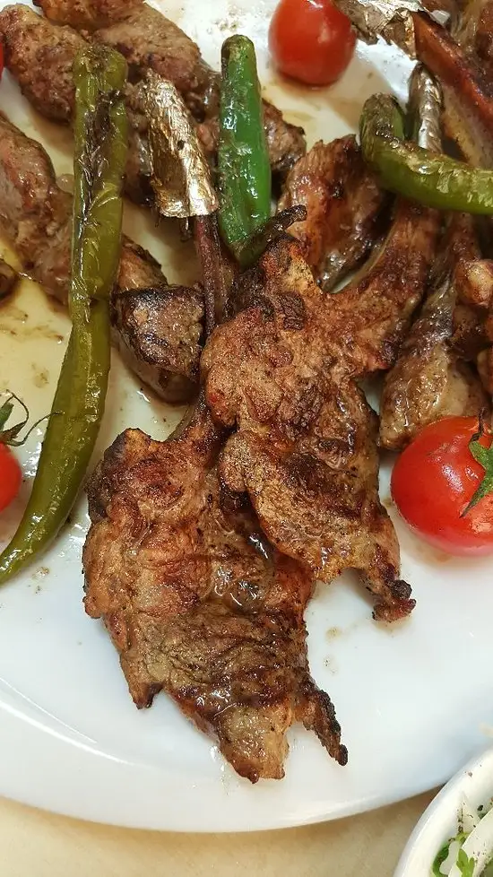 Köfteci Sadık Usta'nin yemek ve ambiyans fotoğrafları 4
