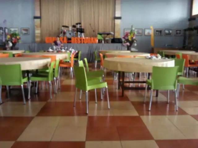 Gambar Makanan Grafika Restoran Sunset Road 10