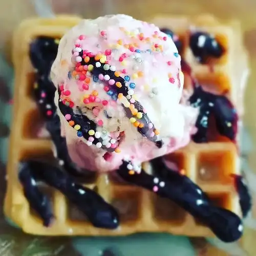 Gambar Makanan Warung Waffle Umma, Mahligai 8