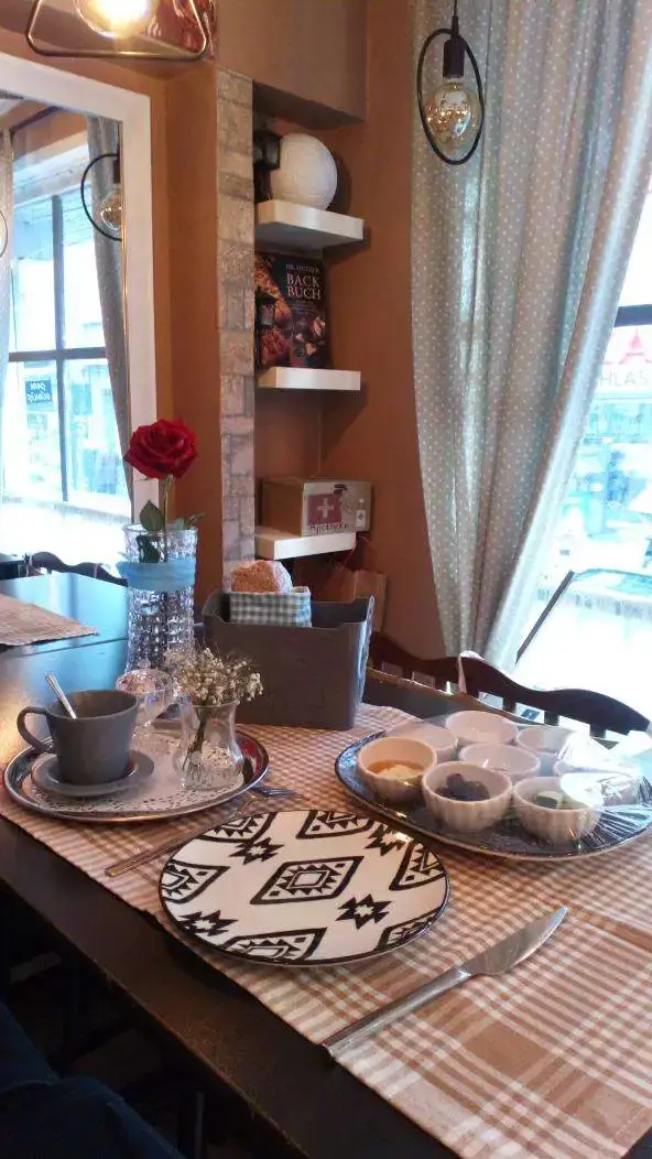 Istanbul Uygur Cafe'nin yemek ve ambiyans fotoğrafları 19