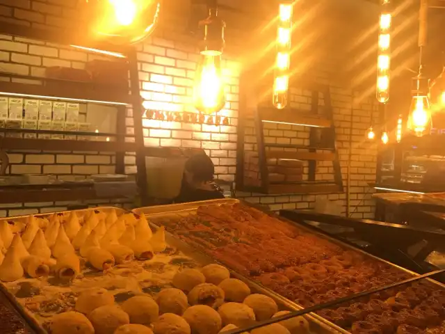 Somuncubaba Pasta ve Simit Fırını'nin yemek ve ambiyans fotoğrafları 5