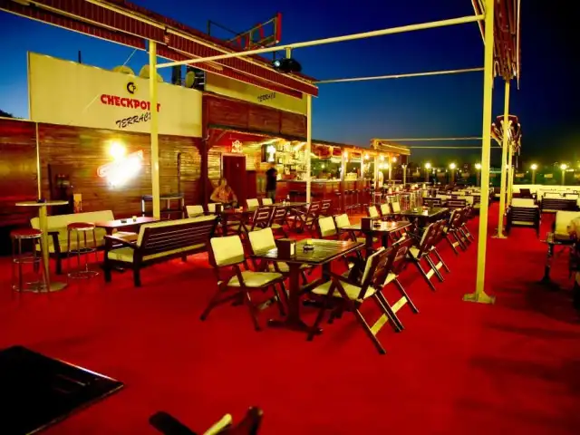 Checkpoint Lounge Terrace'nin yemek ve ambiyans fotoğrafları 4