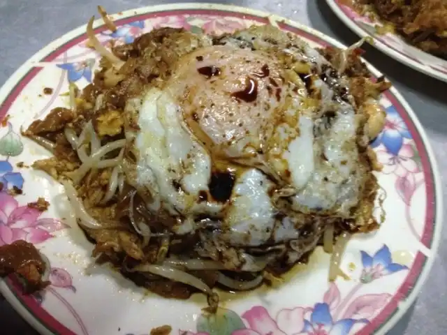 KKM Duck Egg Char Kuey Teow Food Photo 9