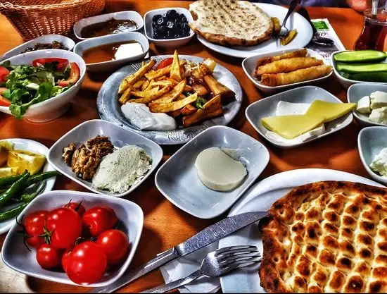 Unal Et Lokantasi Sef Orhan'in Yeri'nin yemek ve ambiyans fotoğrafları 13