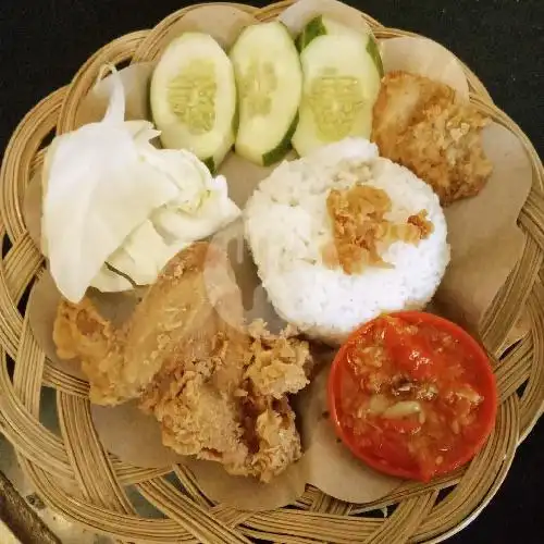 Gambar Makanan Ayam Geprek Coy Jln Sei Bahasa No.01, Medan Baru 5