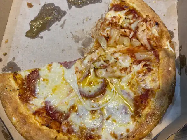 Domino's Pizza Food Photo 8