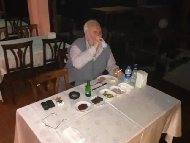 Huzur Cafe'nin yemek ve ambiyans fotoğrafları 4