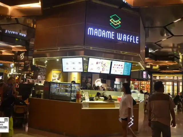 Madame Waffle Food Photo 6